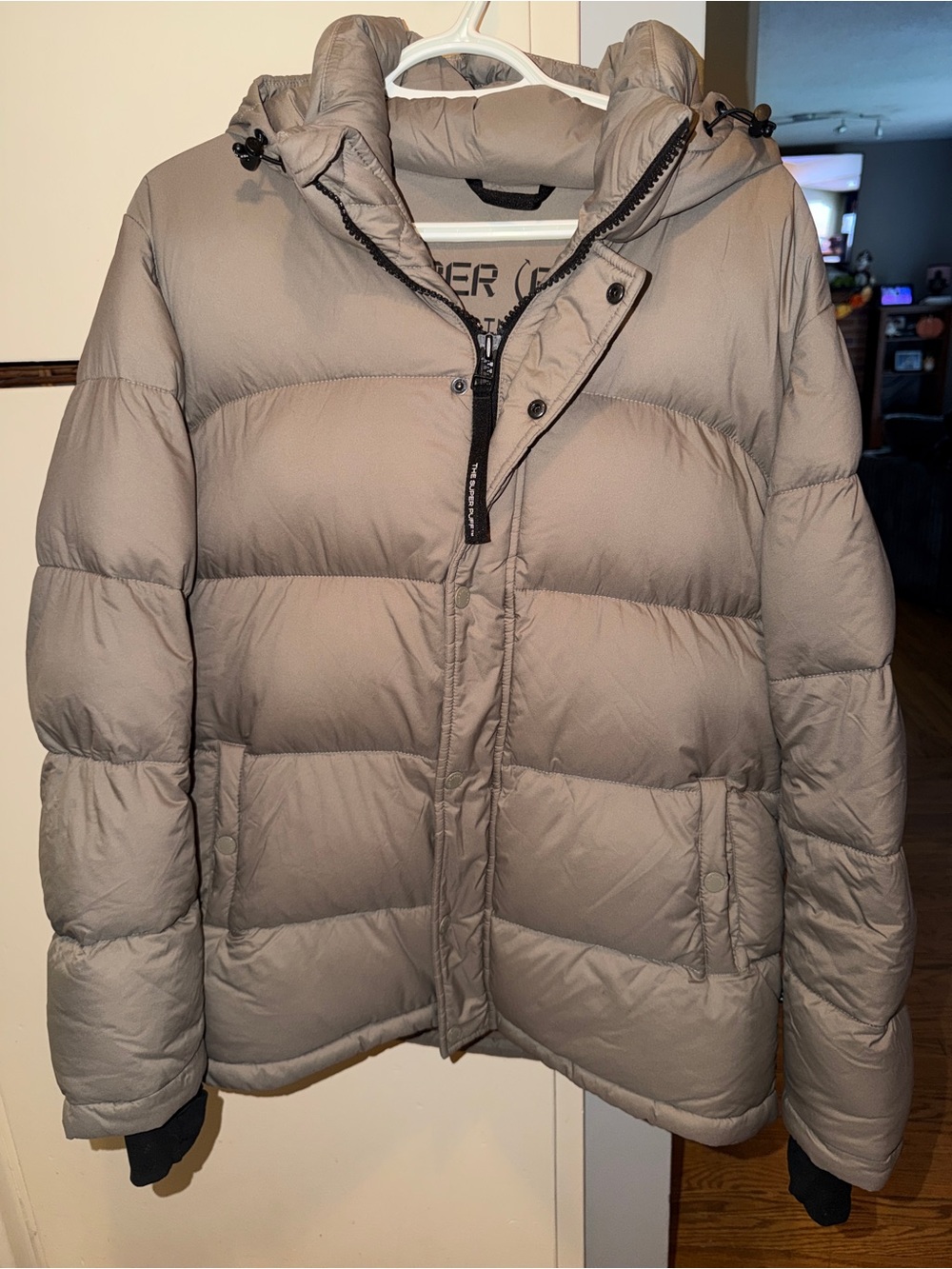 Aritzia Super Puff - Picture 2 of 5